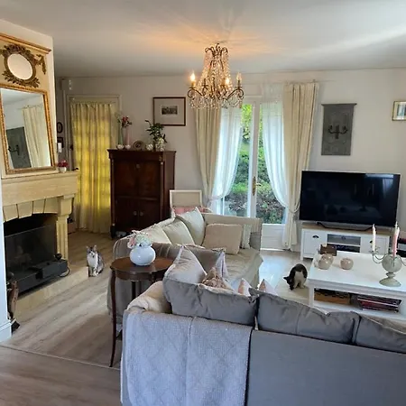 Jolie Perigourdine 7 Couchages Champcevinel